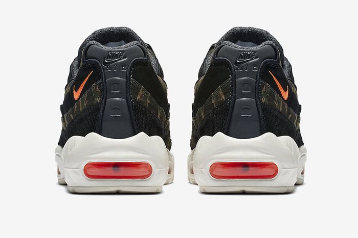 Official Pics: Carhartt WIP x Nike Air Max 95 - Sneaker Freaker