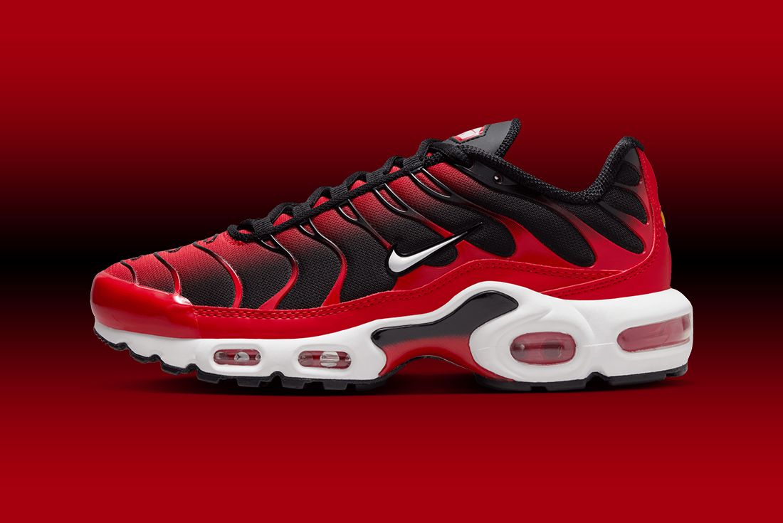 The Nike Tuned Looks Badass in 'Black/Red' - Releases