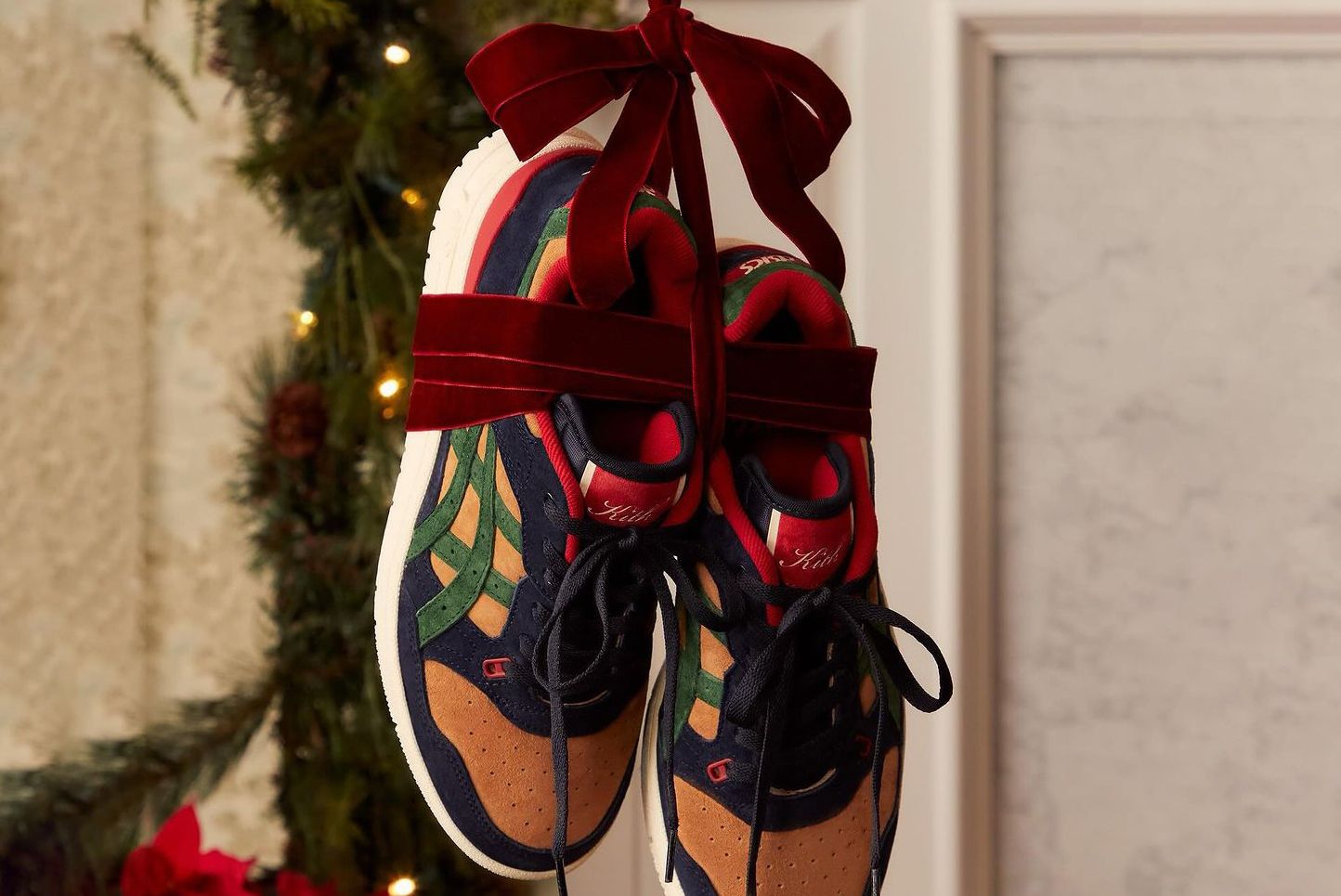 Kith and ASICS Are in the Kithmas Spirit on the EX89 - Releases