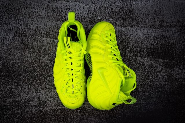 neon yellow foamposites release date