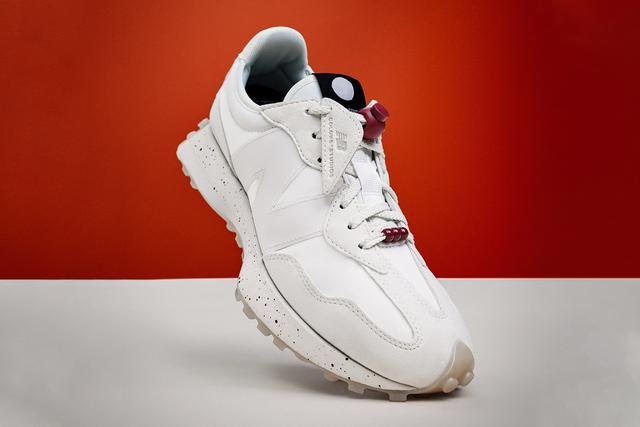 327 colorsxstudios white