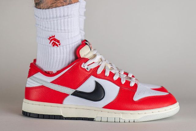 dunk chicago stockx