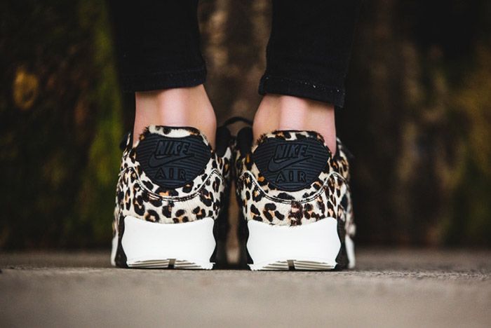 Nike Air Max 90 LX Wmns Animal Pack Releases