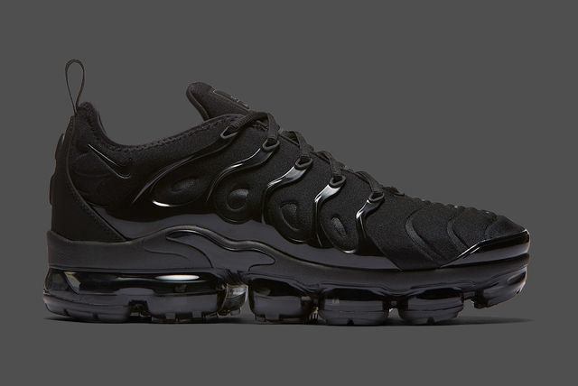 hibbett sports vapormax