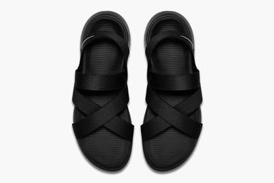 Nike Roshe One Sandal Wmns - Releases