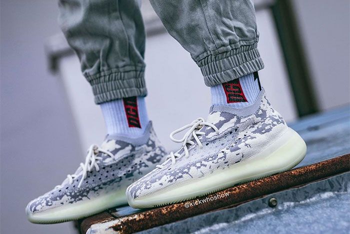 adidas yeezy boost 380 alien on feet