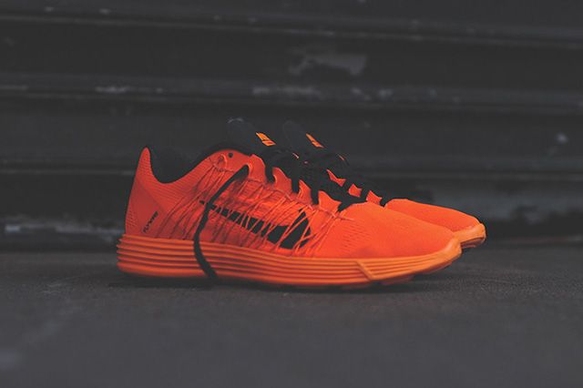 Nike Lunaracer 3 Total Orange 7