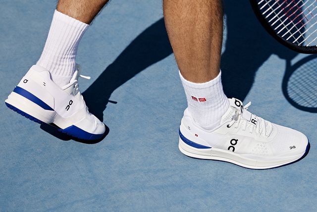 Roger Federer and On Reveal ‘The Roger’ Pro Signature Tennis Shoe ...