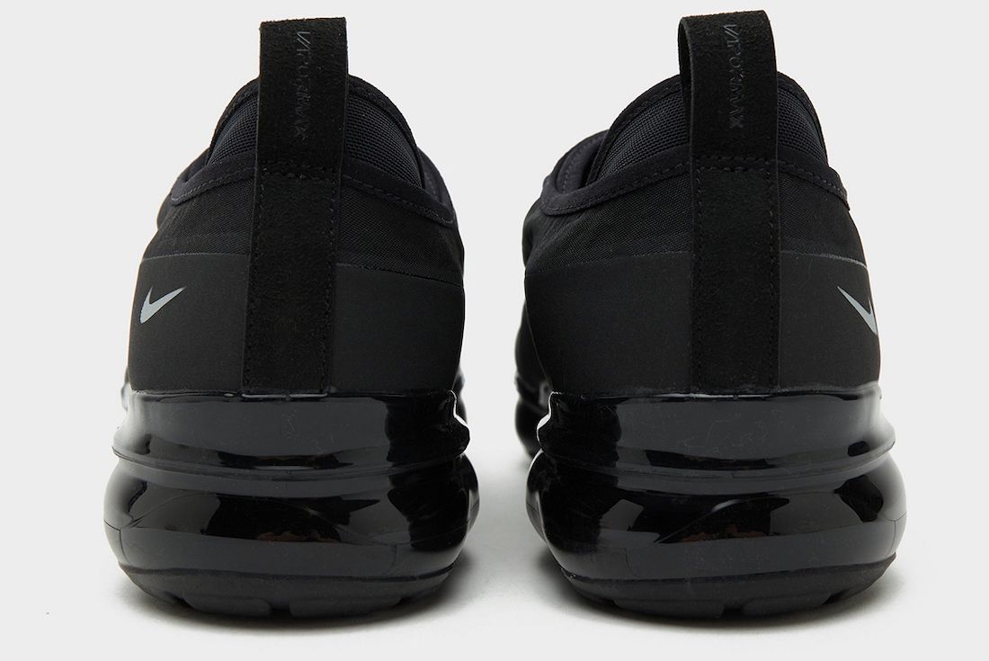 vapormax moc triple black