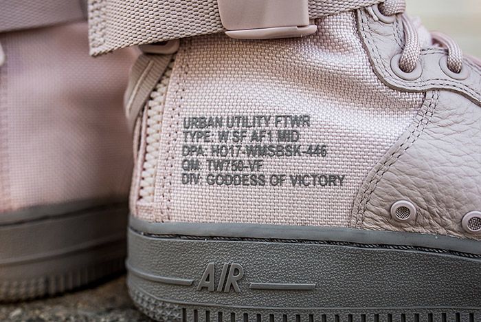 Nike Sf Air Force 1 Silt Red Small