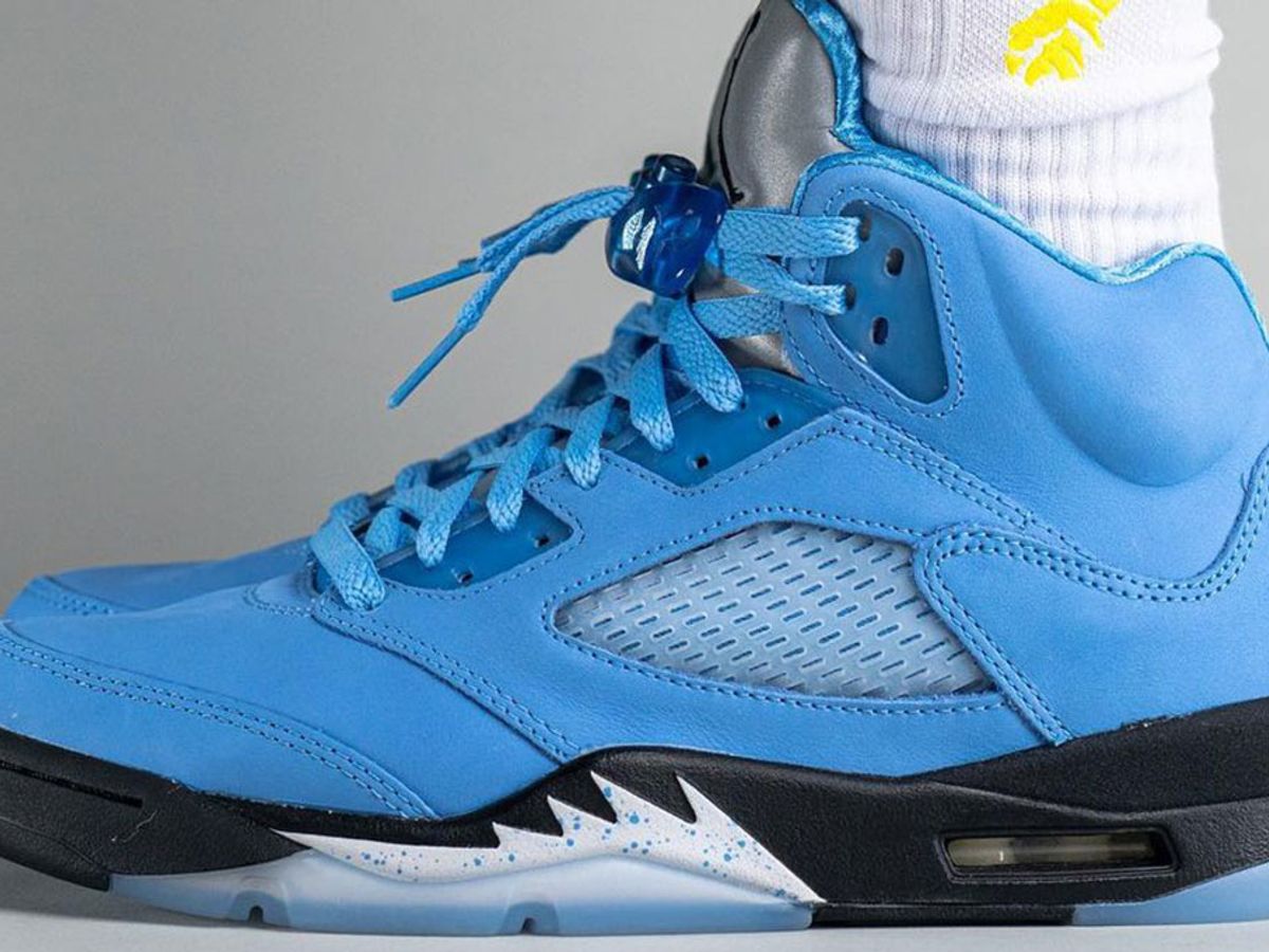 Fresh Look: Air Jordan 1 'UNC' - Sneaker Freaker