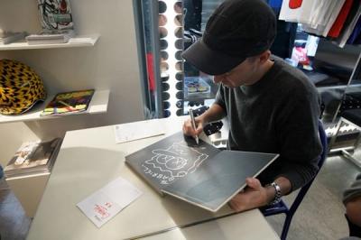Kaws Book Signing Colette 7 1