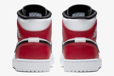 Air Jordan 1 White Black Red 554724 116 Heel Shot