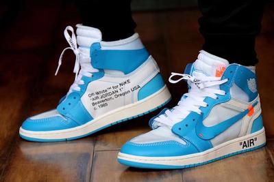Off White Aj1 Unc On Foot 3