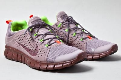 Nike Free Powerlines 2 Diffused Taupe Quater 1