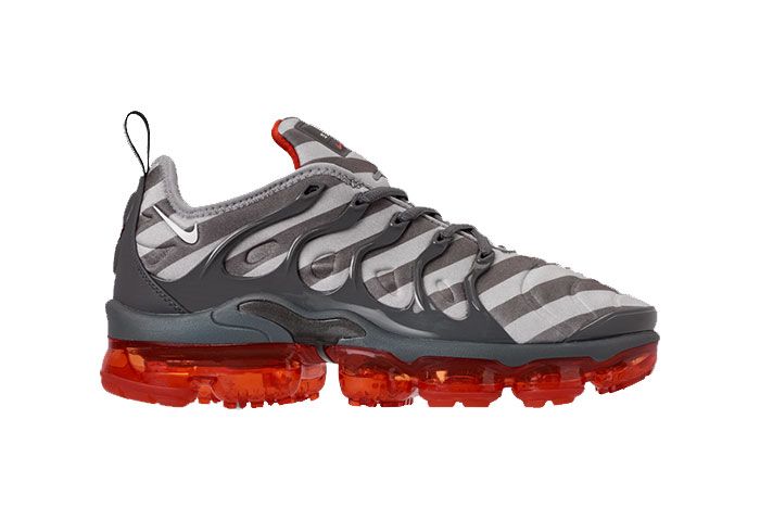 This Air VaporMax Plus References 90s 
