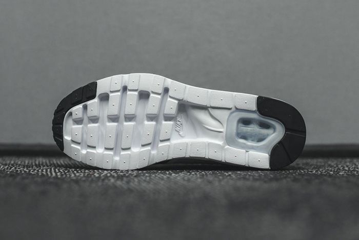 ☆Nike AIR MAX 1 ULTRA ESSENTIAL Air Max 1 Ultra Essential 'Emerald Green' - Nike - 819476