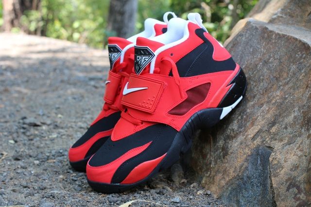 Nike Air Turf (Red) Sneaker