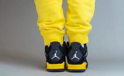 Nike Air Jordan 1 Low Bulls 'Thunder'