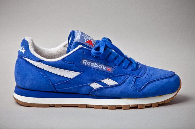 Reebok Classic Leather Vintage Union Blue Profile 1