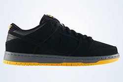 black gold nike dunks