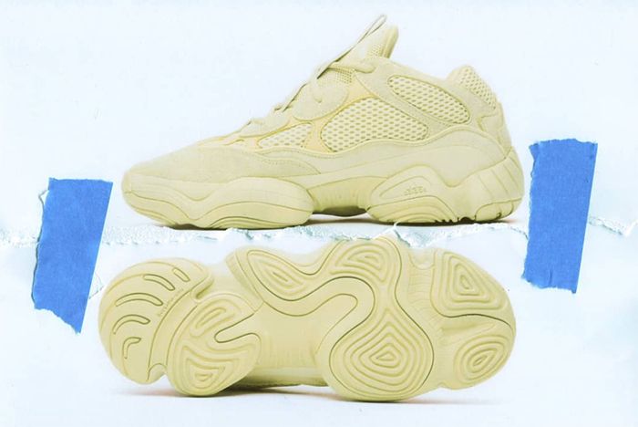 Marty Fielding Kassér sikkerhed The Only 'Supermoon Yellow' Yeezy 500 Raffle List You Need - Sneaker Freaker
