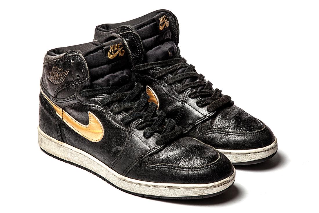 Jordan Black Gold 3