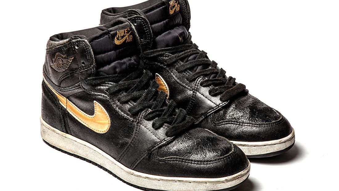 The Holiest of Grails: Mythical 'Friends and Family' Jordan 1 from - Sneaker Freaker