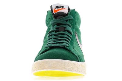 Nike Blazer Hi Vintage Gorge Green 04 1
