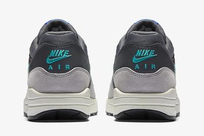Nike Wmns Air Max 1 Jade Swoosh 4
