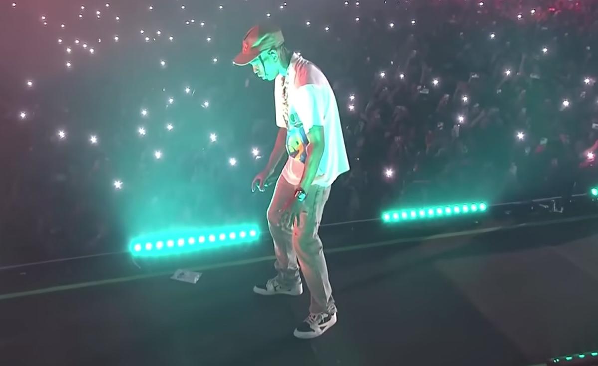 Travis Scottâs Black âReverse Mochaâ AJ1 Lows Rumoured to Be a Womenâs Exclusive - Industry News