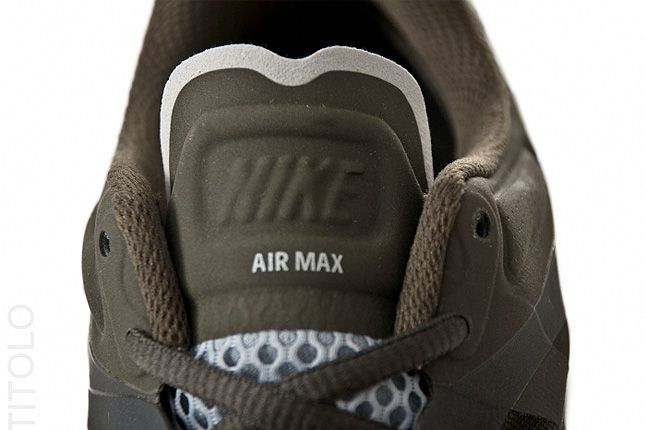 Nike Air Max 2012 Tongue 1