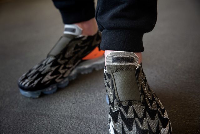 acronym vapormax on feet