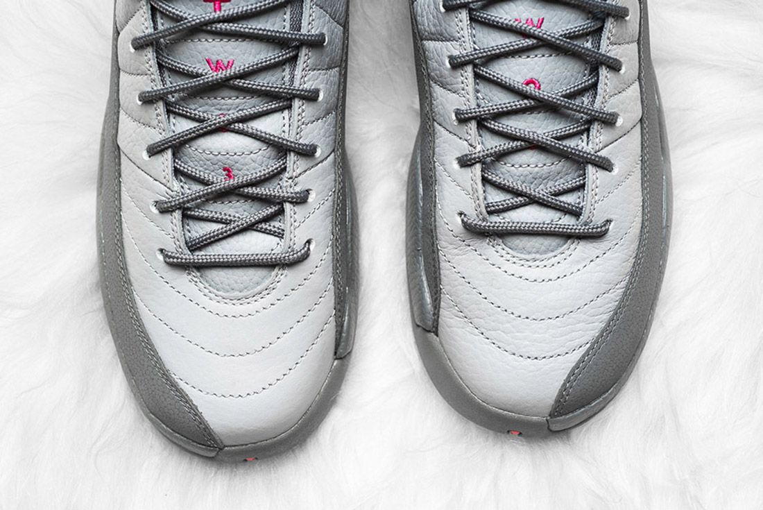 Air Jordan 12 Gs Wolf Grey Vivid Pink 3