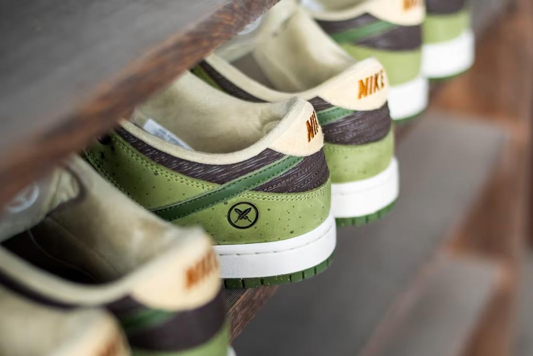 yuto nike dunk matcha in shelf