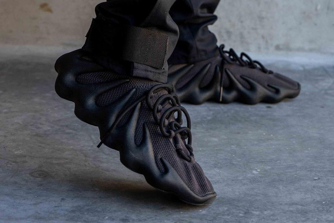 Yeezy 450 on foot Clearance