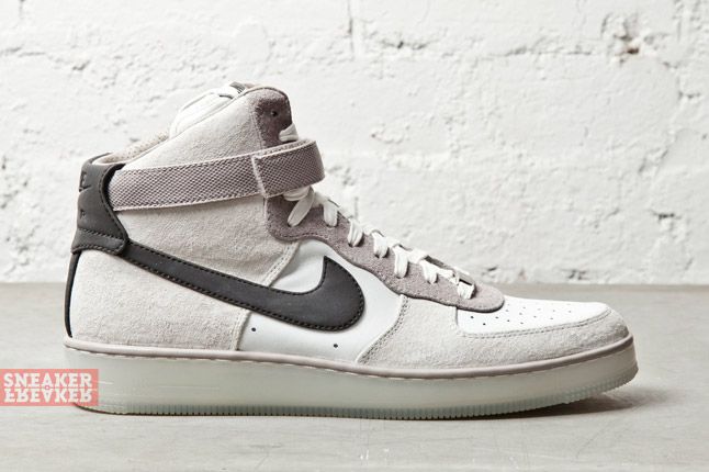 First Look At Nike And Off-White Air Force 1 In Ghost Grey