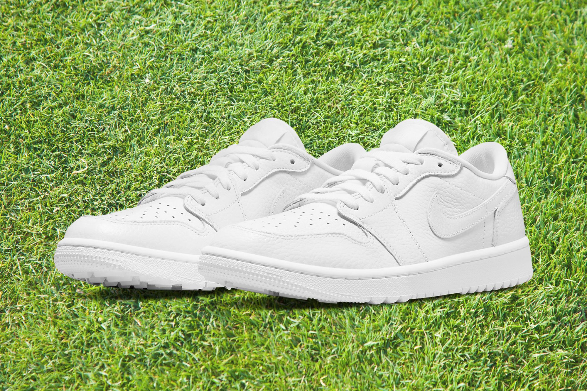 Release Info: Air Jordan 1 Low Golf 'Chicago', 'Shadow', 'Wolf Grey' & 'Triple  White' - Sneaker Freaker