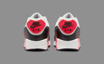 Nike Air Max 90 GORE-TEX 'Infrared'