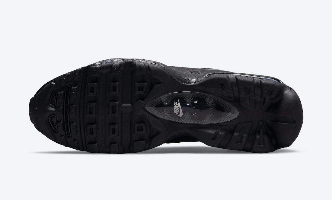 The Nike Air Max 95 Ultra Gets Murdered Out - Sneaker Freaker