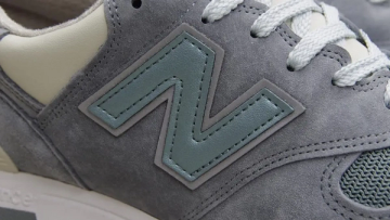 A Classic New Balance 1400 Colourway Hits the Raffles