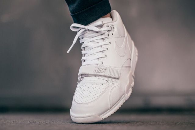 nike trainer 1 white