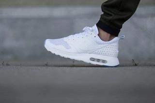 air max tavas white