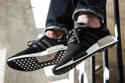 Adidas Nmd R1 Foot Locker Exclusive Black Light Brownfeature