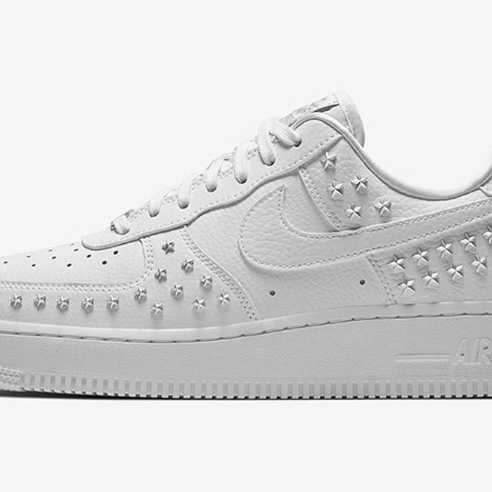 juego La forma Numérico Nike Craft Star-Studded Air Force 1s - Sneaker Freaker
