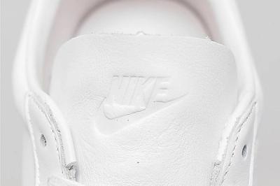 Nike Tennis Classic Ac Premium White 4