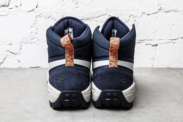 nike air alder mid