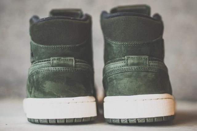 Air Jordan 1 Mid Nouveau Sequoia 5