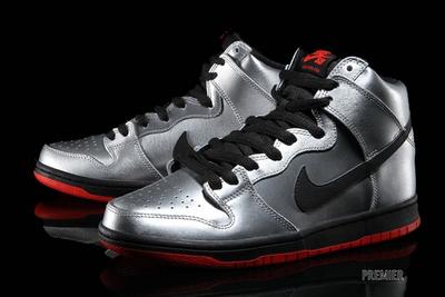 Nike Sb Dunk High Metallic Silver2