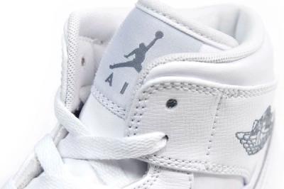 Air Jordan 1 White On White Label 1
